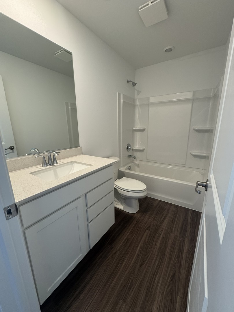 25732 W Wakefield Drive #25732, Plainfield, IL 60544