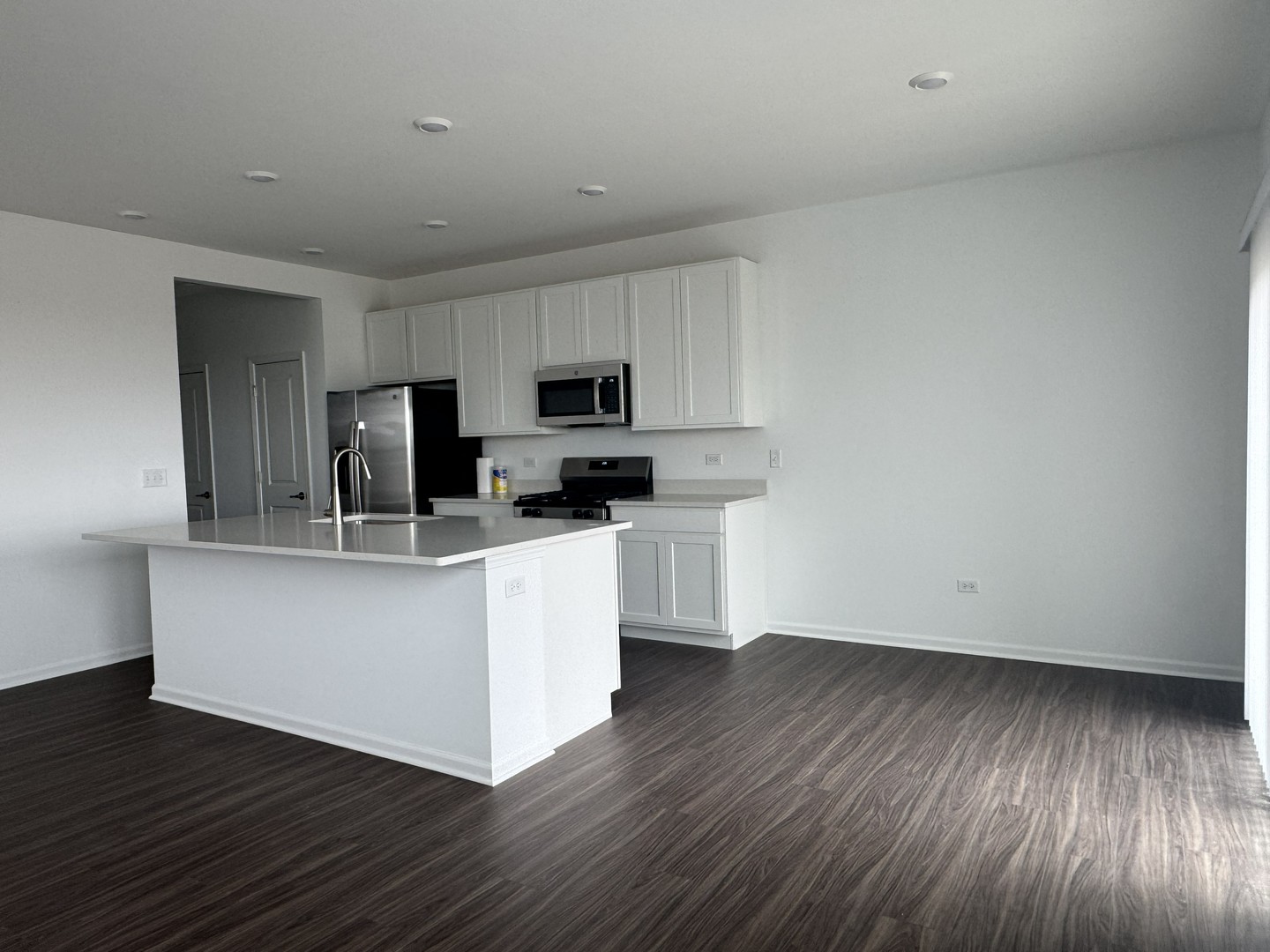 25732 W Wakefield Drive #25732, Plainfield, IL 60544