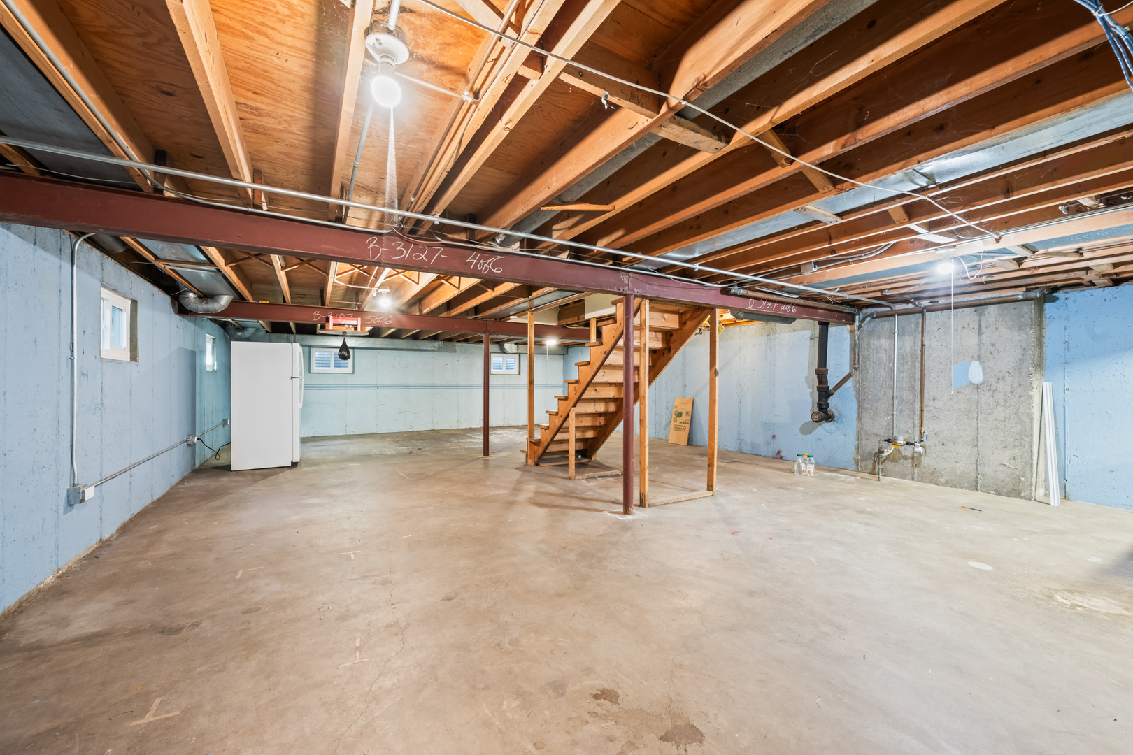 1320 N Douglas Avenue, Arlington Heights, IL 60004