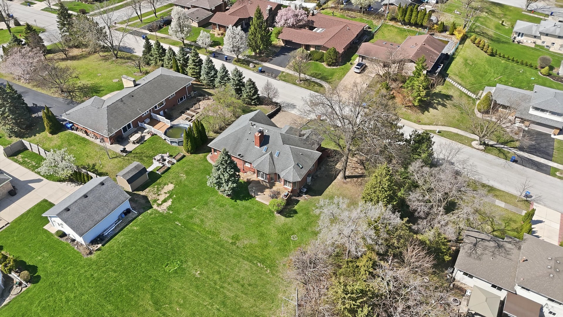 8839 S 83rd Avenue, Hickory Hills, IL 60457