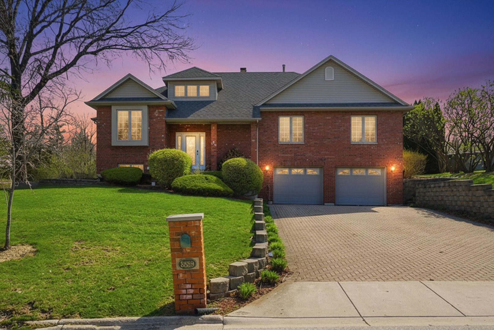 8839 S 83rd Avenue, Hickory Hills, IL 60457