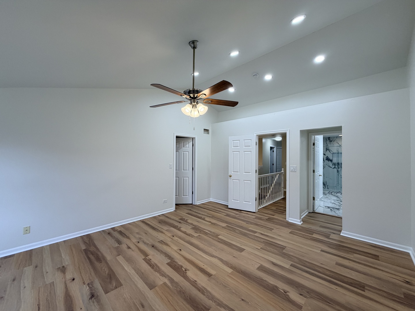 431 PINE LAKE Circle, Vernon Hills, IL 60061