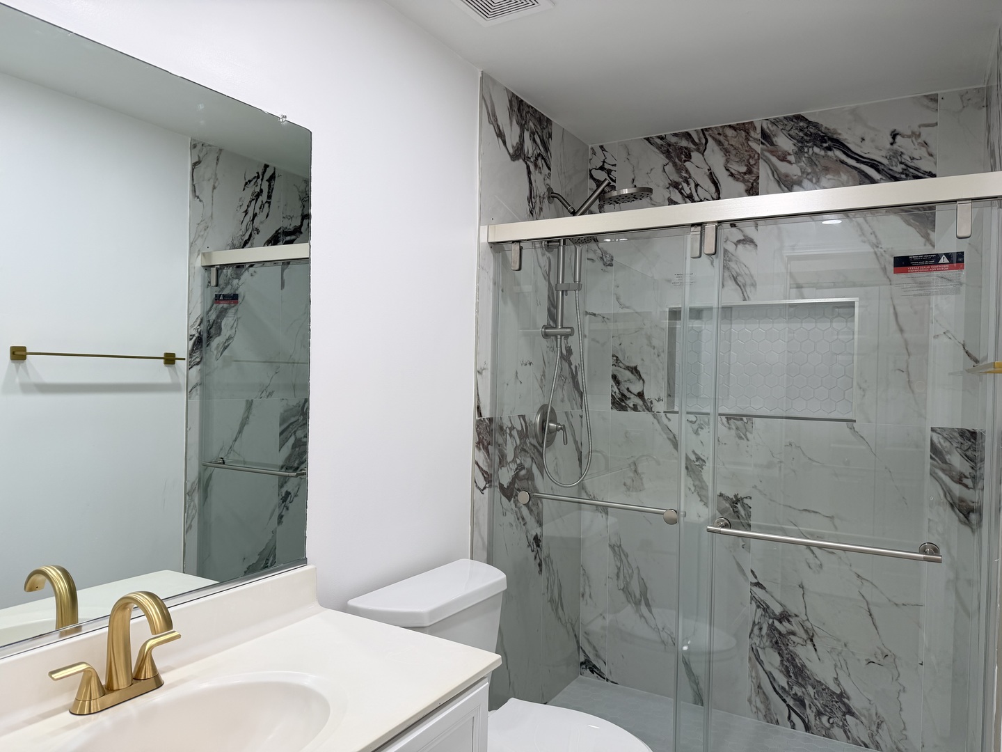 431 PINE LAKE Circle, Vernon Hills, IL 60061