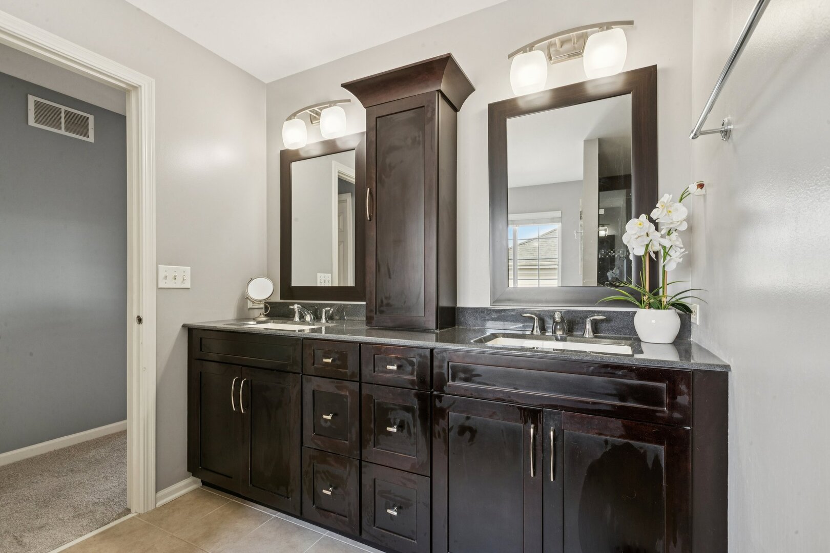 Lake Villa, IL 60046