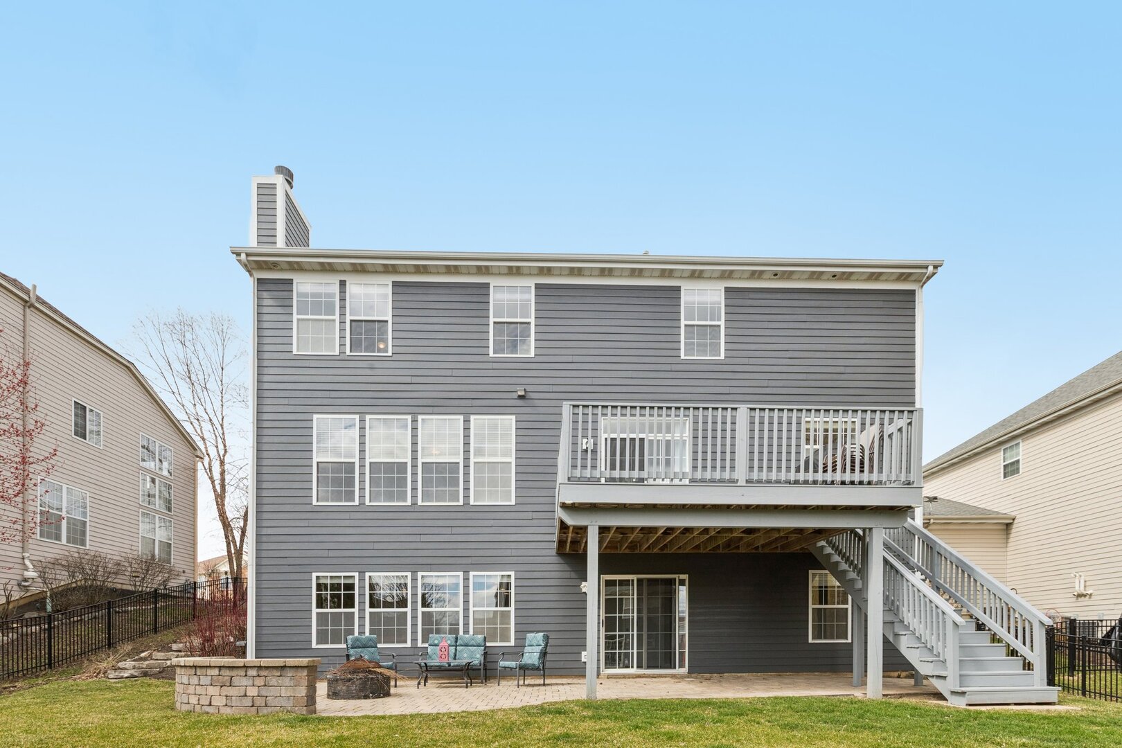 Lake Villa, IL 60046