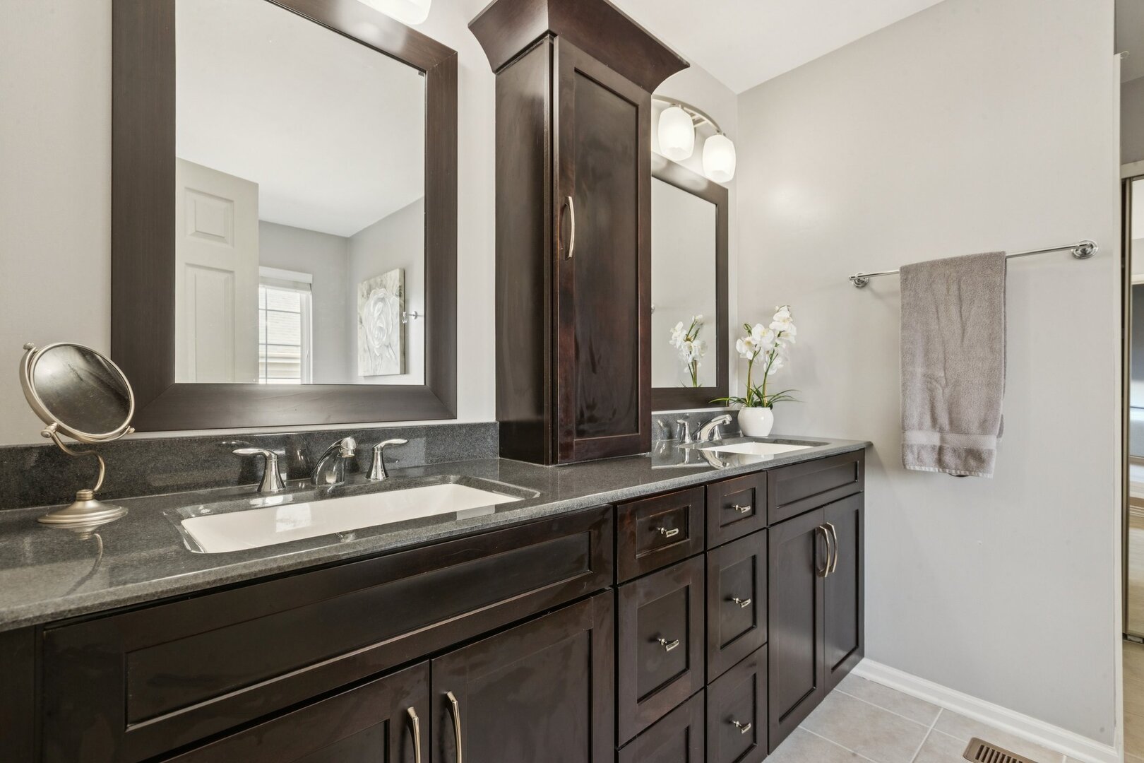 Lake Villa, IL 60046