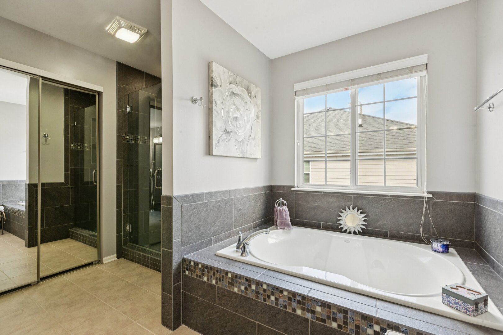 Lake Villa, IL 60046