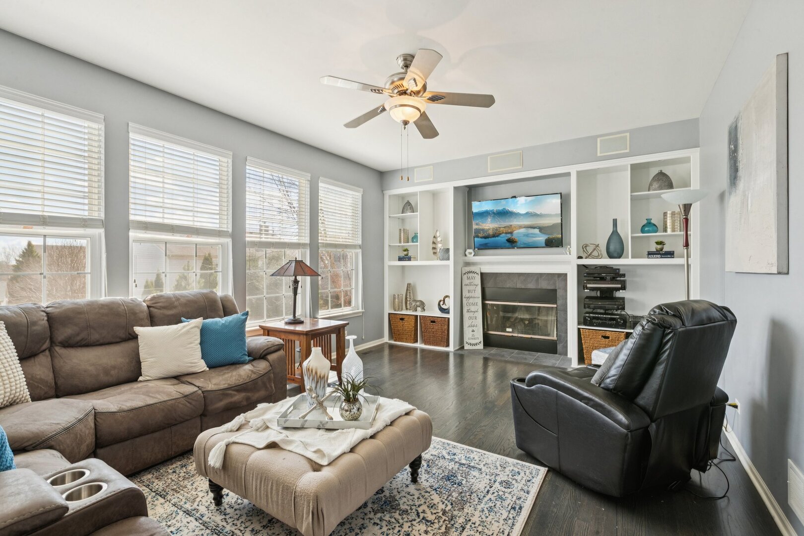 Lake Villa, IL 60046