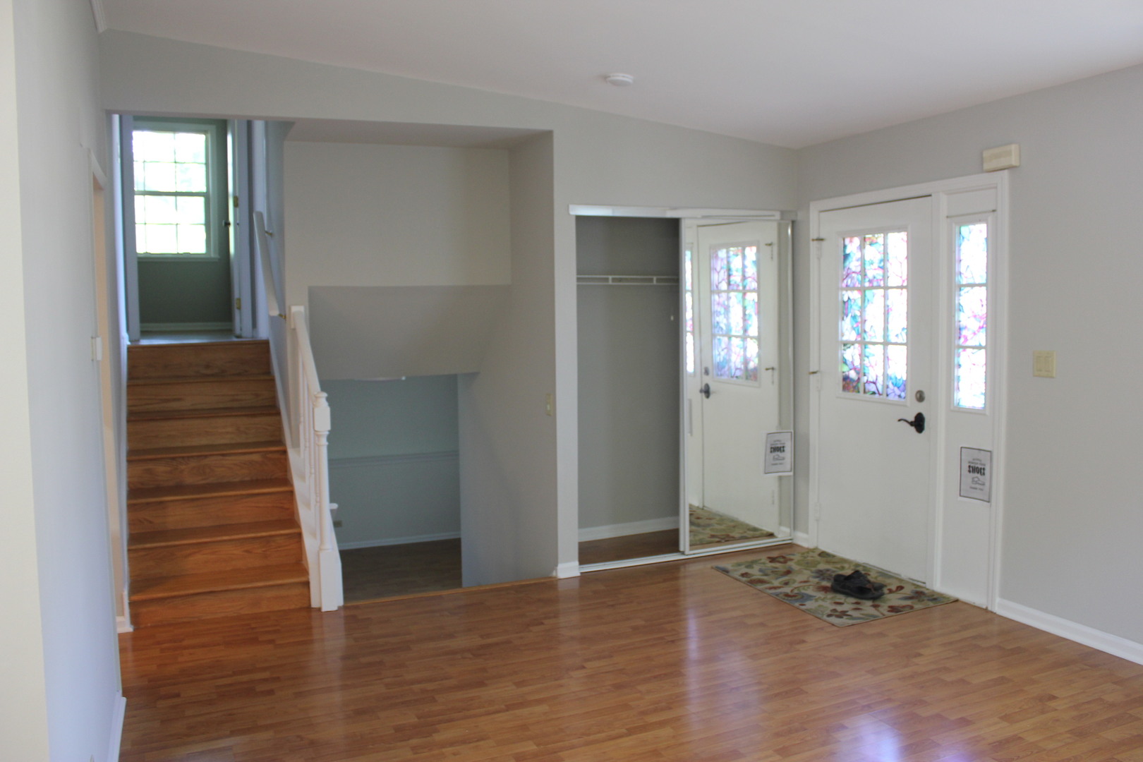 410 Ashwood Court, Vernon Hills, IL 60061