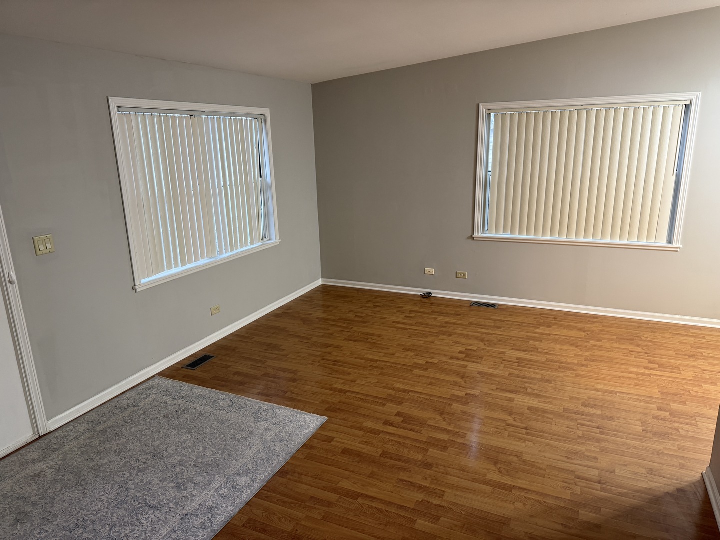 410 Ashwood Court, Vernon Hills, IL 60061