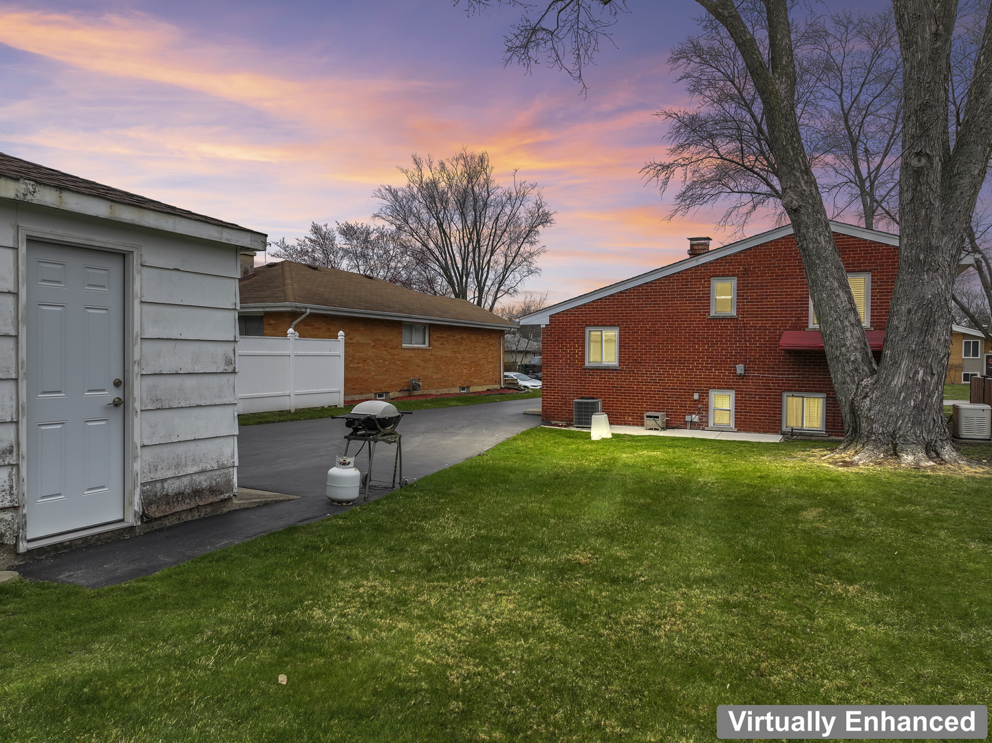 216 N Lombard Avenue, Lombard, IL 60148