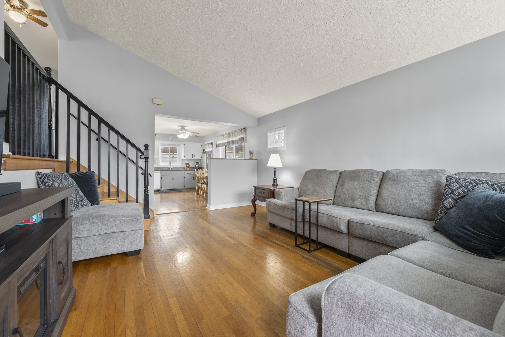 216 N Lombard Avenue, Lombard, IL 60148