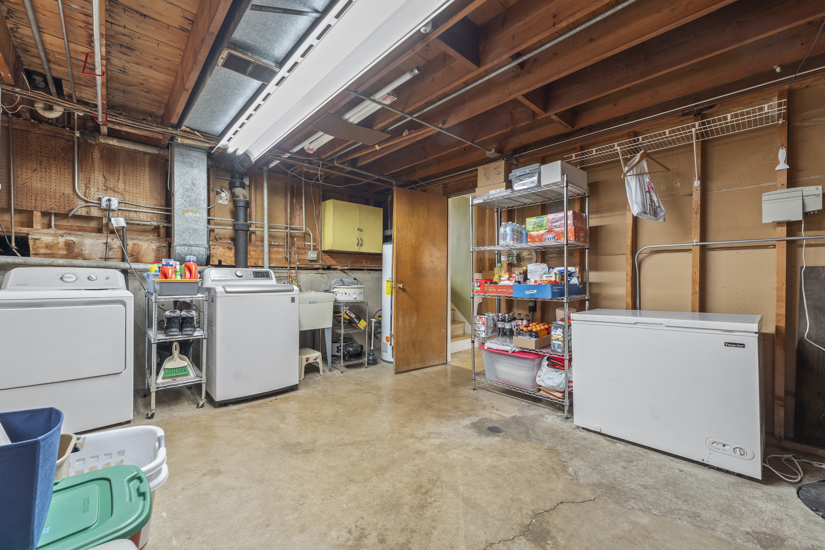 216 N Lombard Avenue, Lombard, IL 60148