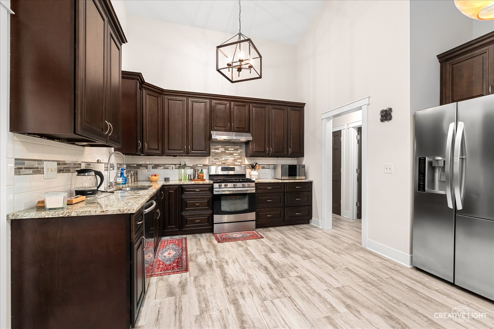 6 Glengarry Lane, Sugar Grove, IL 60554