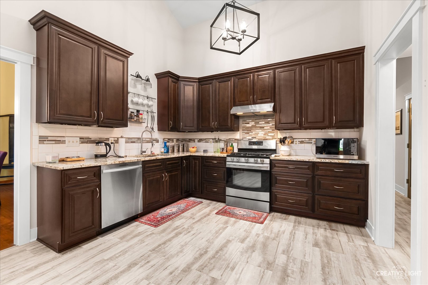 6 Glengarry Lane, Sugar Grove, IL 60554