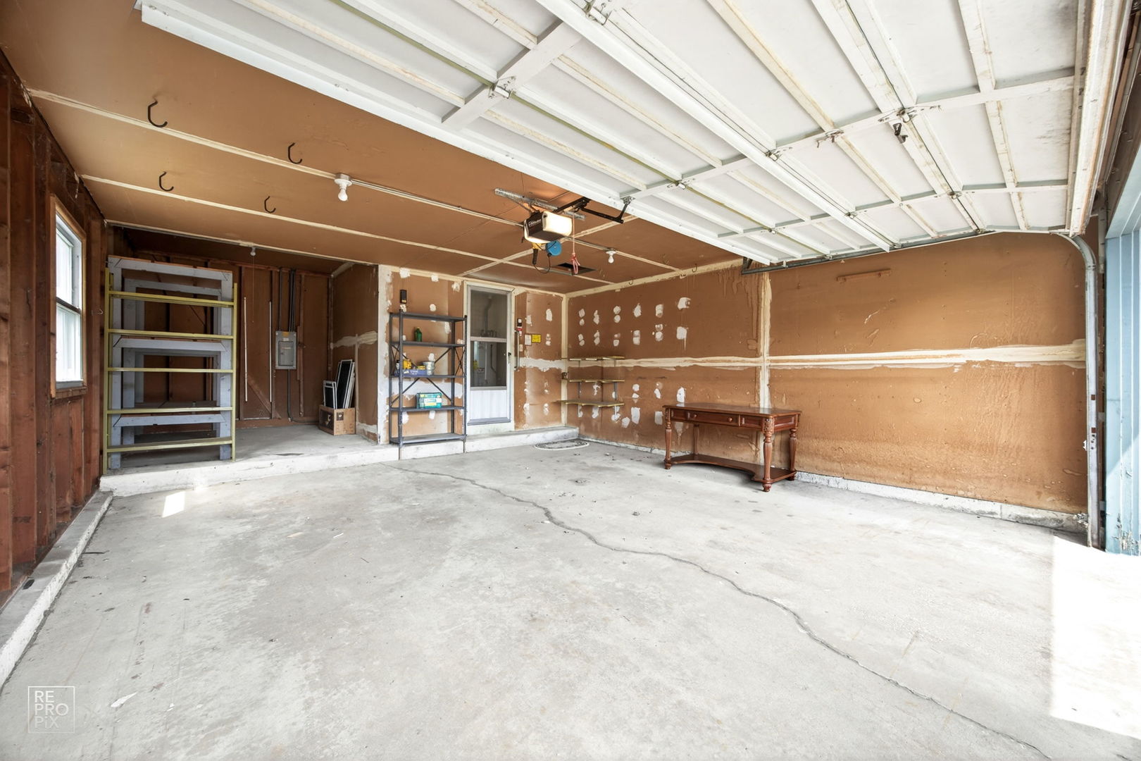 54 Smethwick Lane, Elk Grove Village, IL 60007