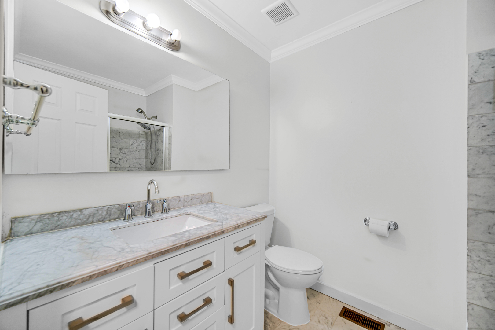 1803 Vermont Drive, Elk Grove Village, IL 60007