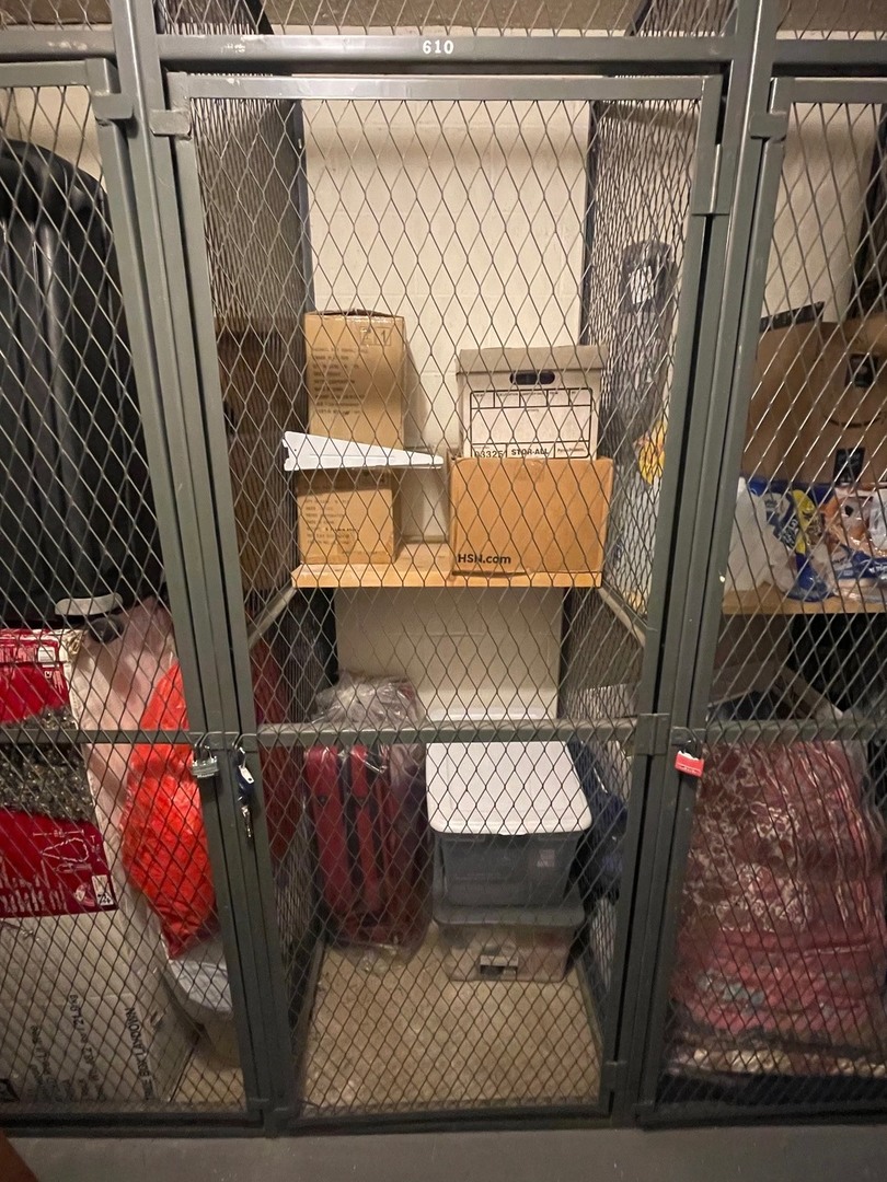 35 S Baybrook Drive #610, Palatine, IL 60074