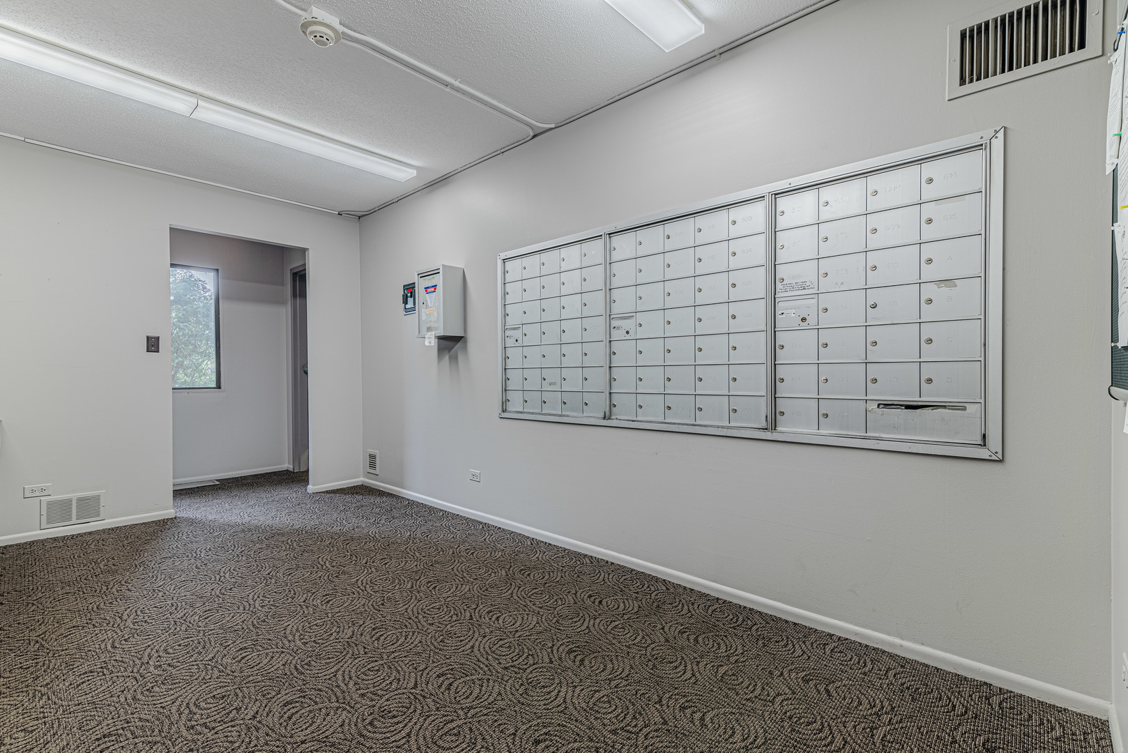 35 S Baybrook Drive #610, Palatine, IL 60074