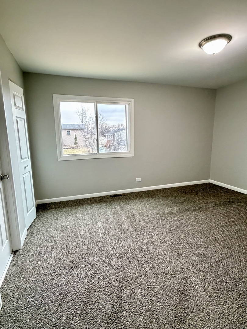 17690 Arlington Drive, Country Club Hills, IL 60478