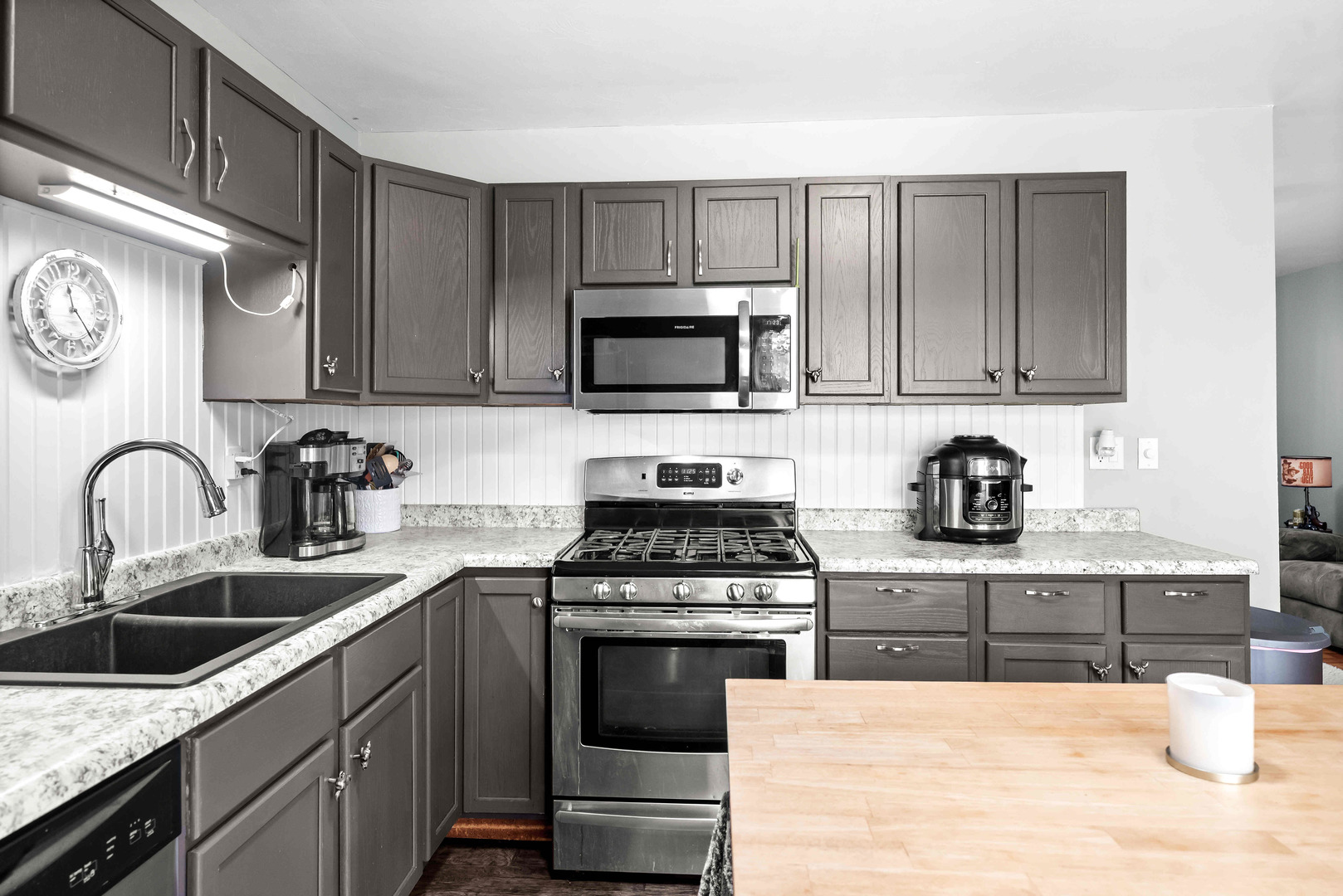 311 1st Street, Anchor, IL 61720