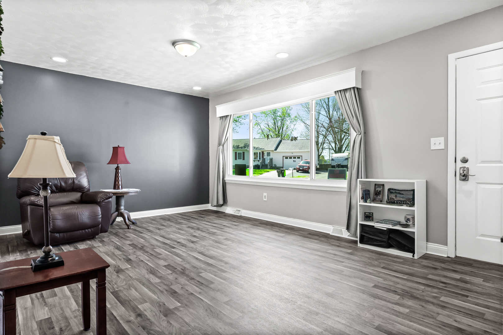 610 Rayjon Drive, Oreana, IL 62554