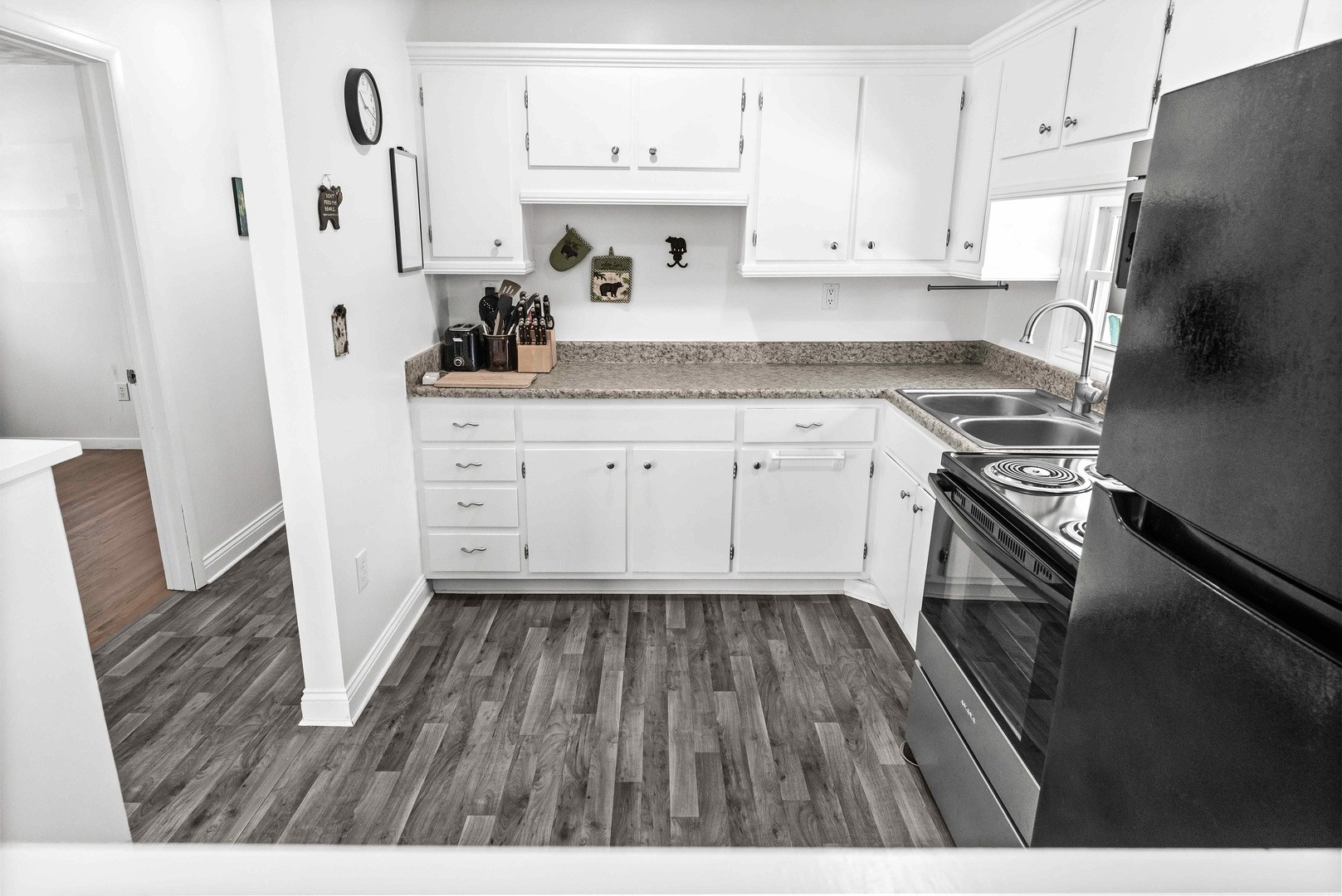 610 Rayjon Drive, Oreana, IL 62554