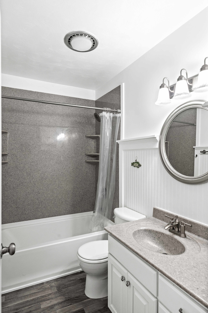 610 Rayjon Drive, Oreana, IL 62554