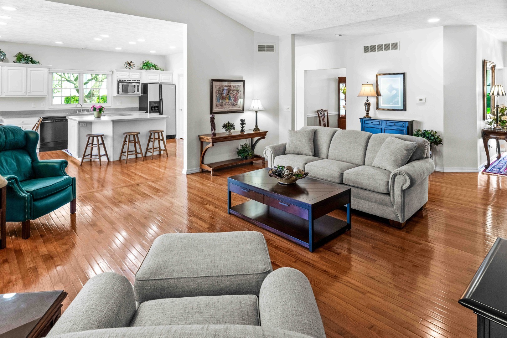 8 Sable Oaks Court, Bloomington, IL 61704