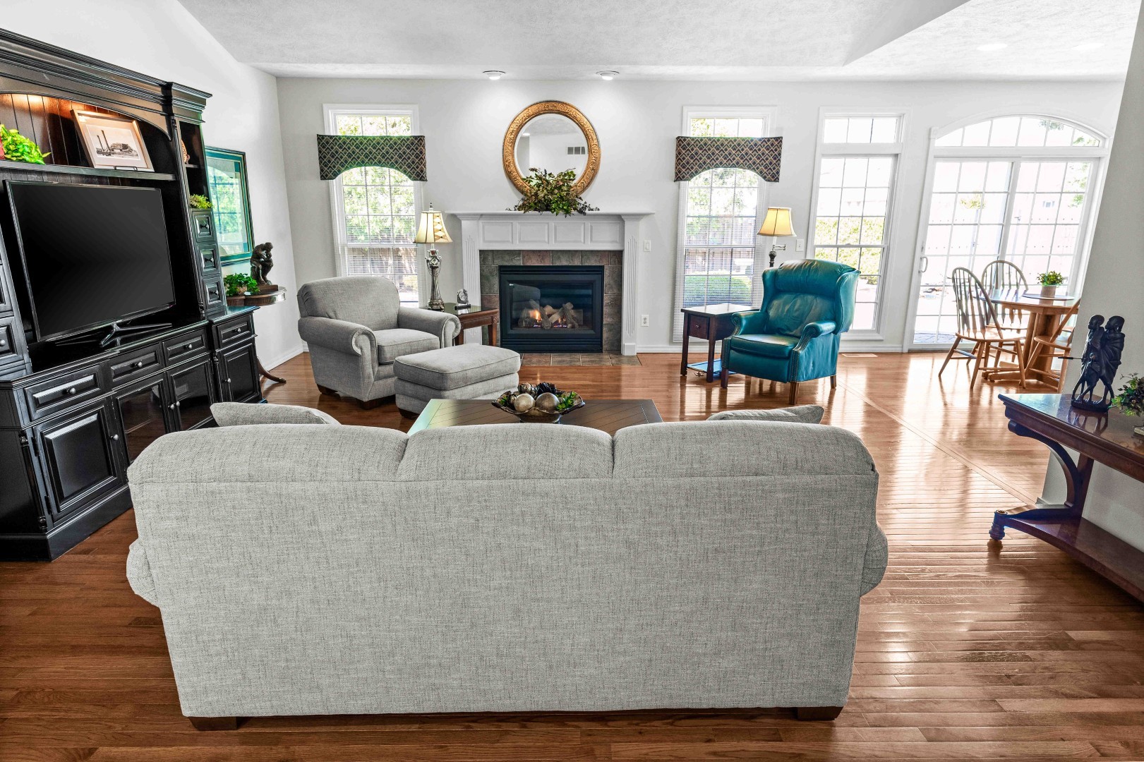 8 Sable Oaks Court, Bloomington, IL 61704