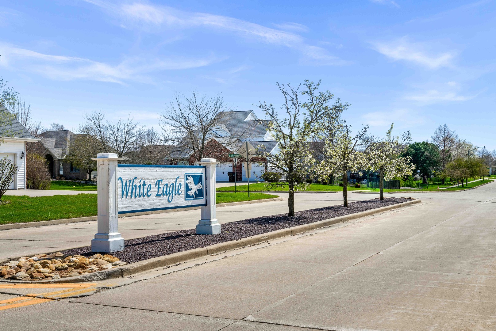 8 Sable Oaks Court, Bloomington, IL 61704