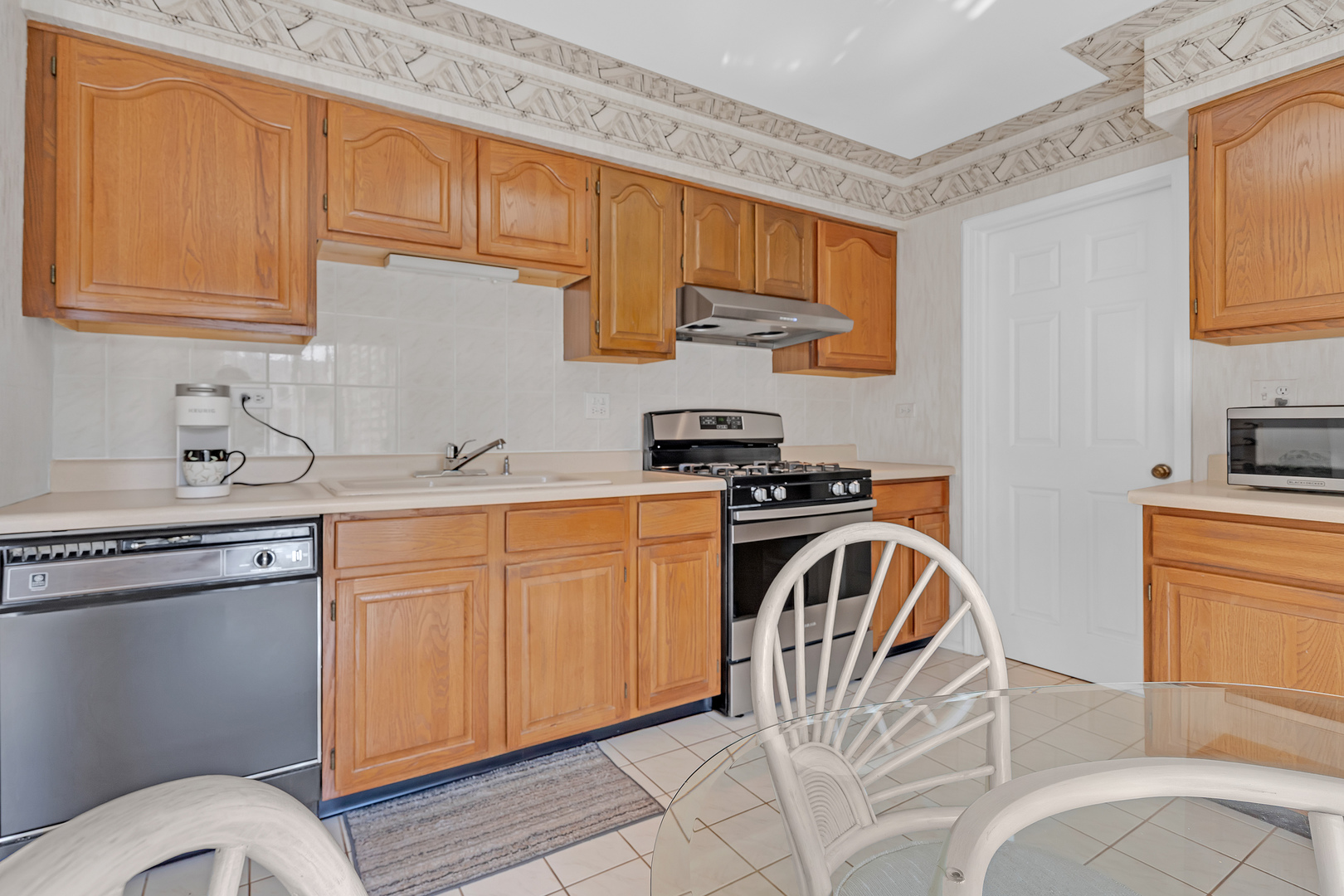 924 Hidden Lake Drive #924, Buffalo Grove, IL 60089