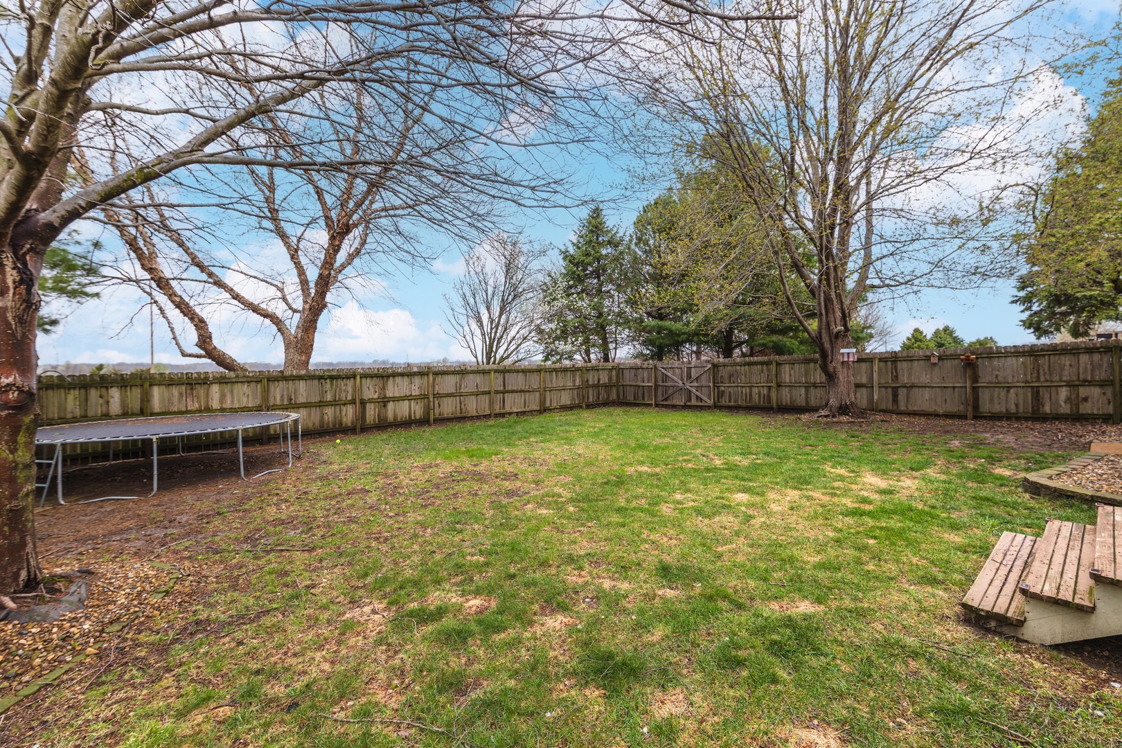 404 DeLane Drive, Heyworth, IL 61745