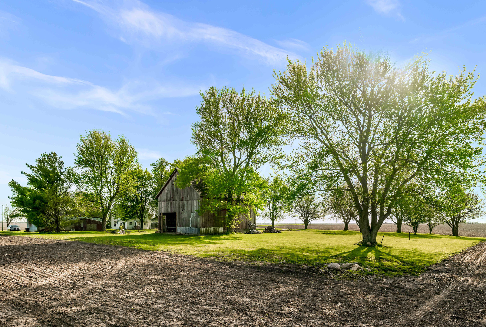 30474 E 325 North Road, Leroy, IL 61752