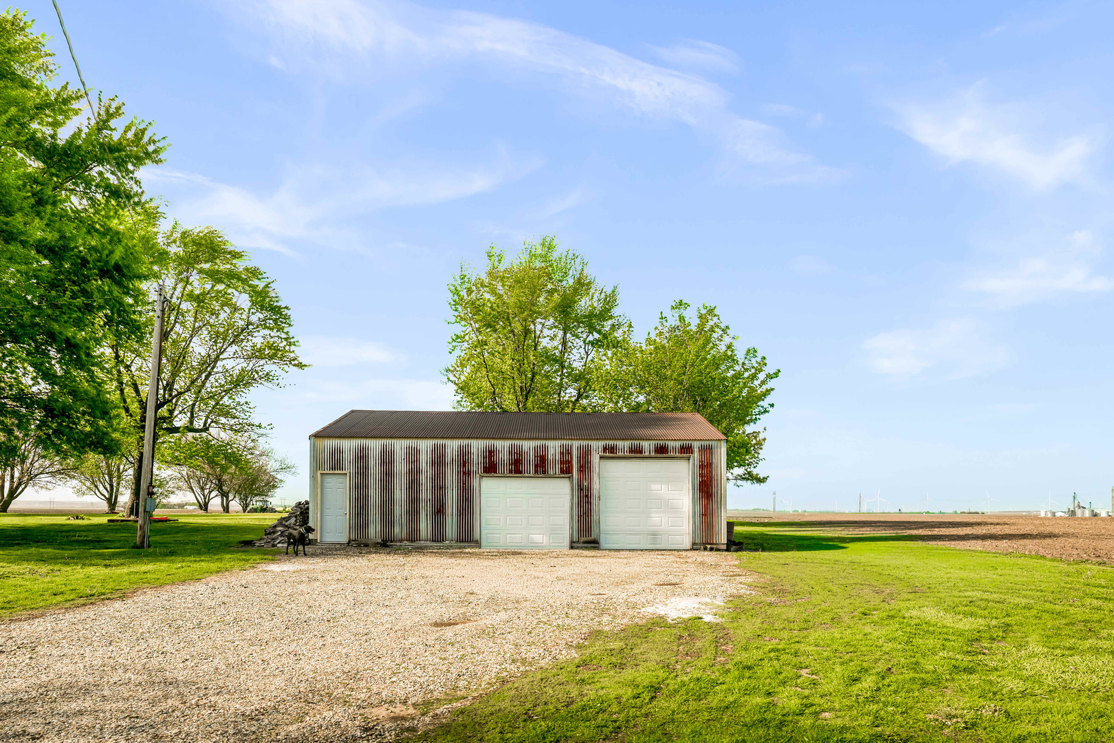30474 E 325 North Road, Leroy, IL 61752