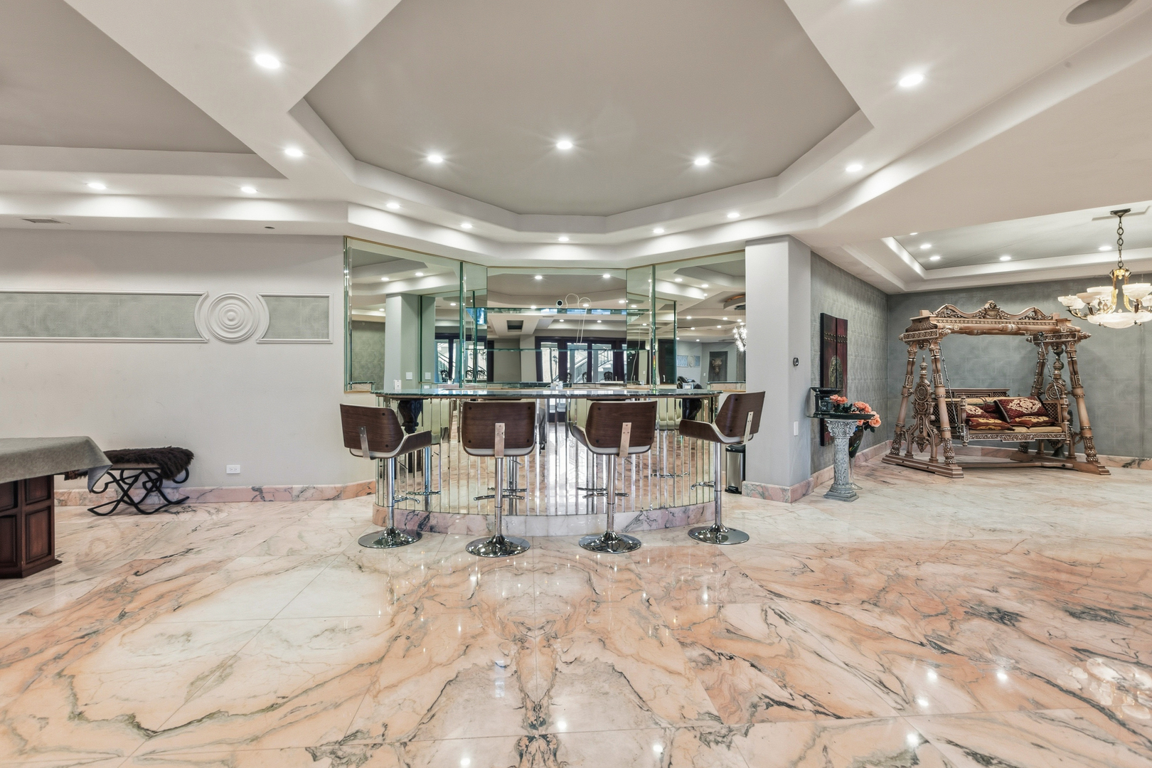 15 Terra Vita Court, South Barrington, IL 60010