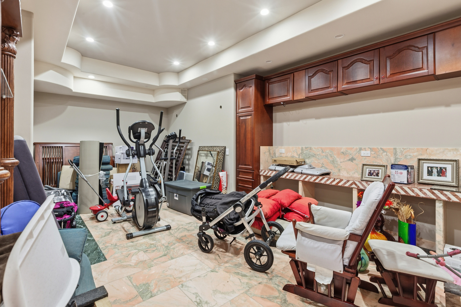 15 Terra Vita Court, South Barrington, IL 60010