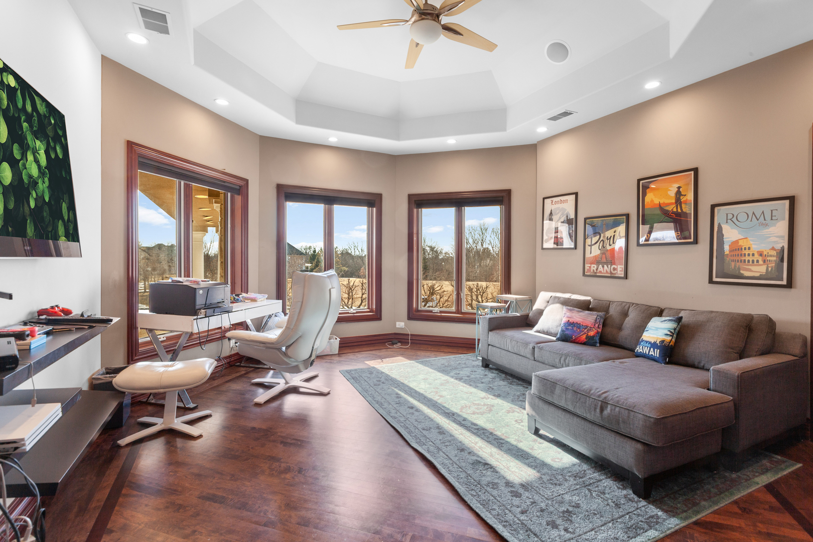 15 Terra Vita Court, South Barrington, IL 60010