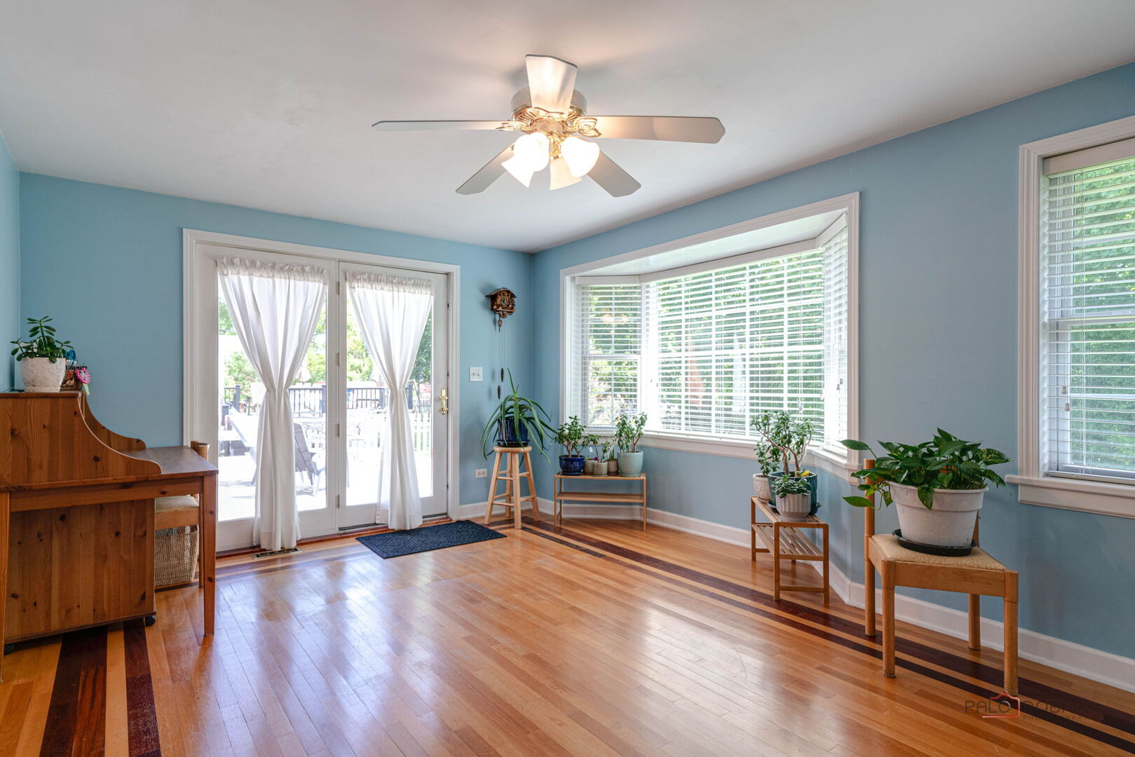 225 Stratford Road, Des Plaines, IL 60016