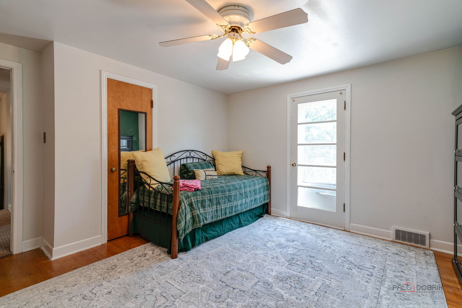 225 Stratford Road, Des Plaines, IL 60016
