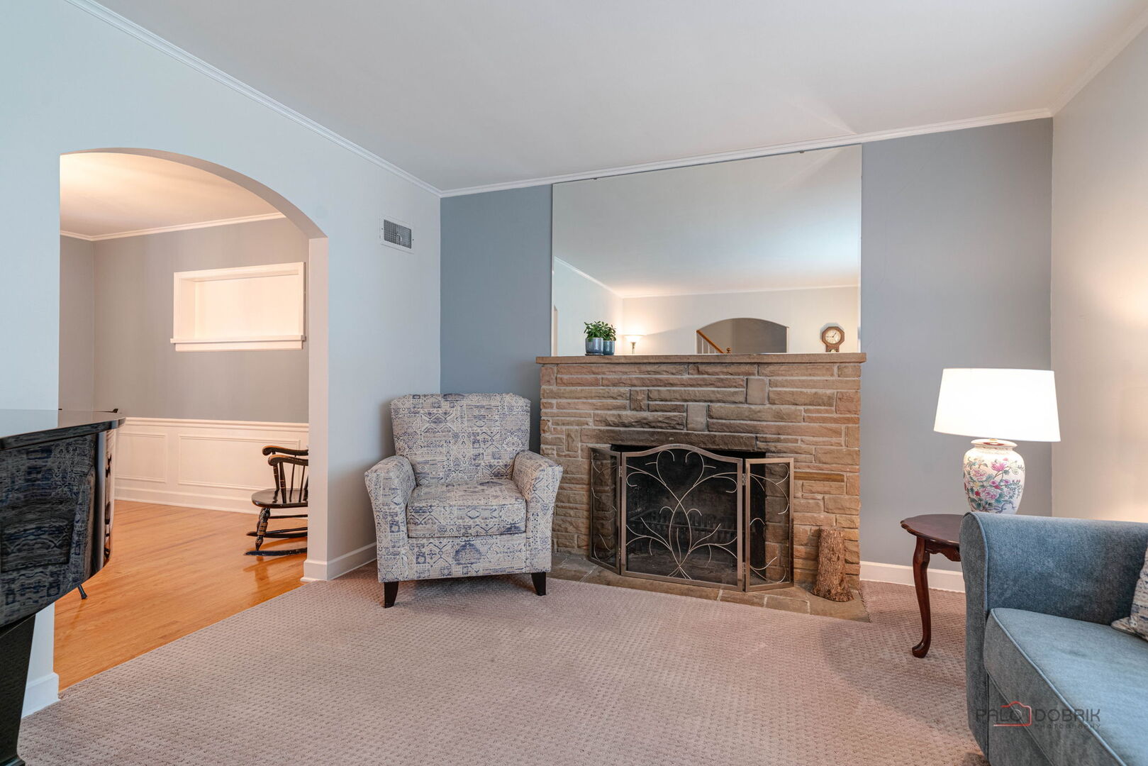 225 Stratford Road, Des Plaines, IL 60016