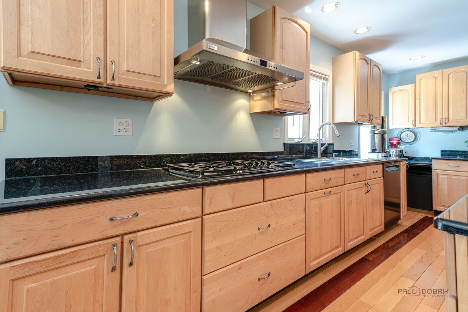 225 Stratford Road, Des Plaines, IL 60016