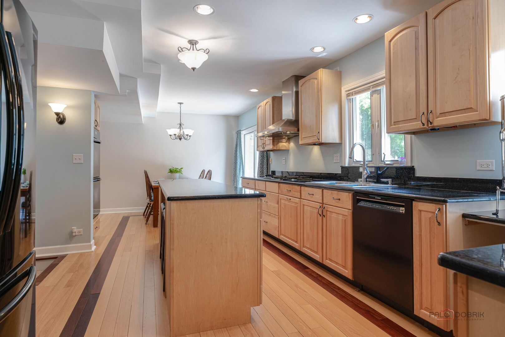 225 Stratford Road, Des Plaines, IL 60016