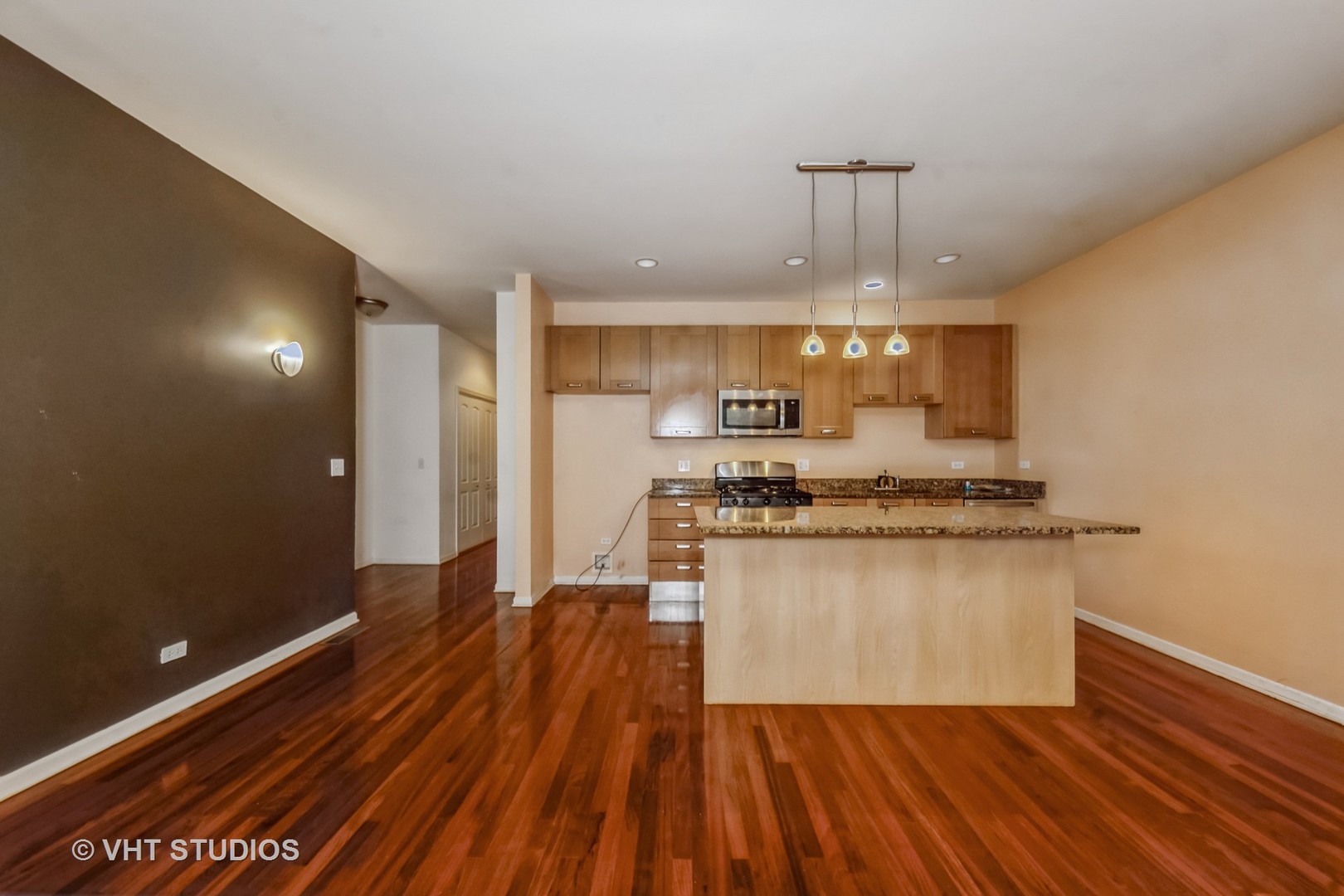 4453 S BERKELEY Avenue #1, Chicago, IL 60653