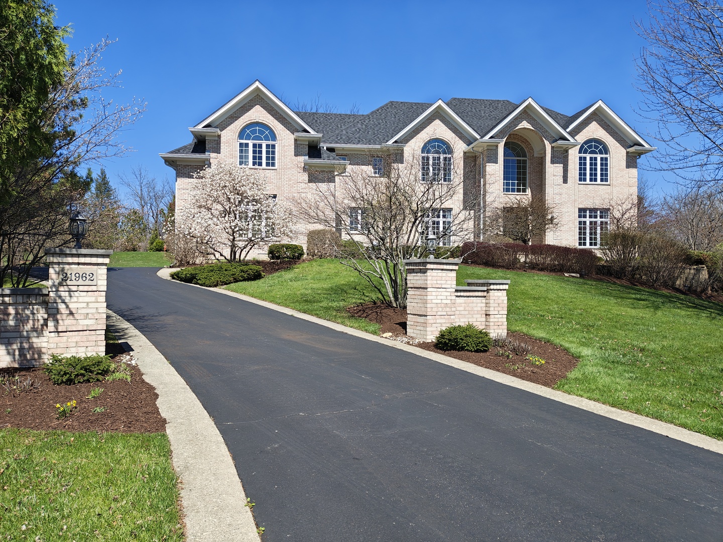 21962 N Tall Oaks Court, Kildeer, IL 60047