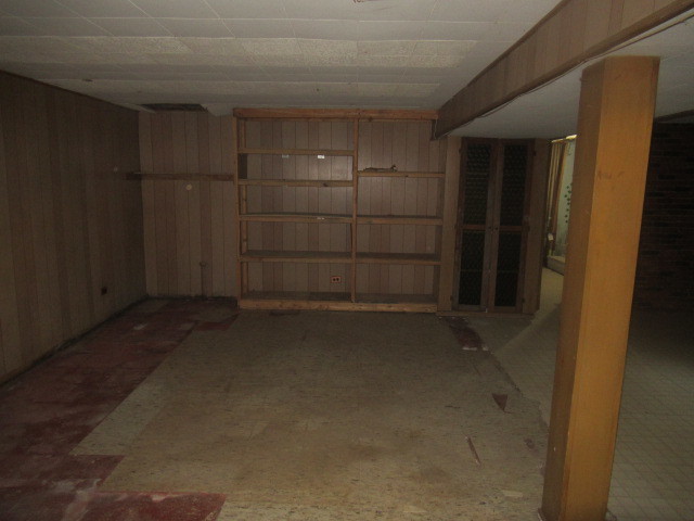 1004 Jenkisson Avenue, Lake Bluff, IL 60044