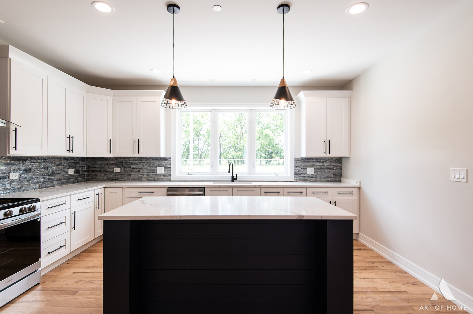 7957 W 73 Place, Bridgeview, IL 60455