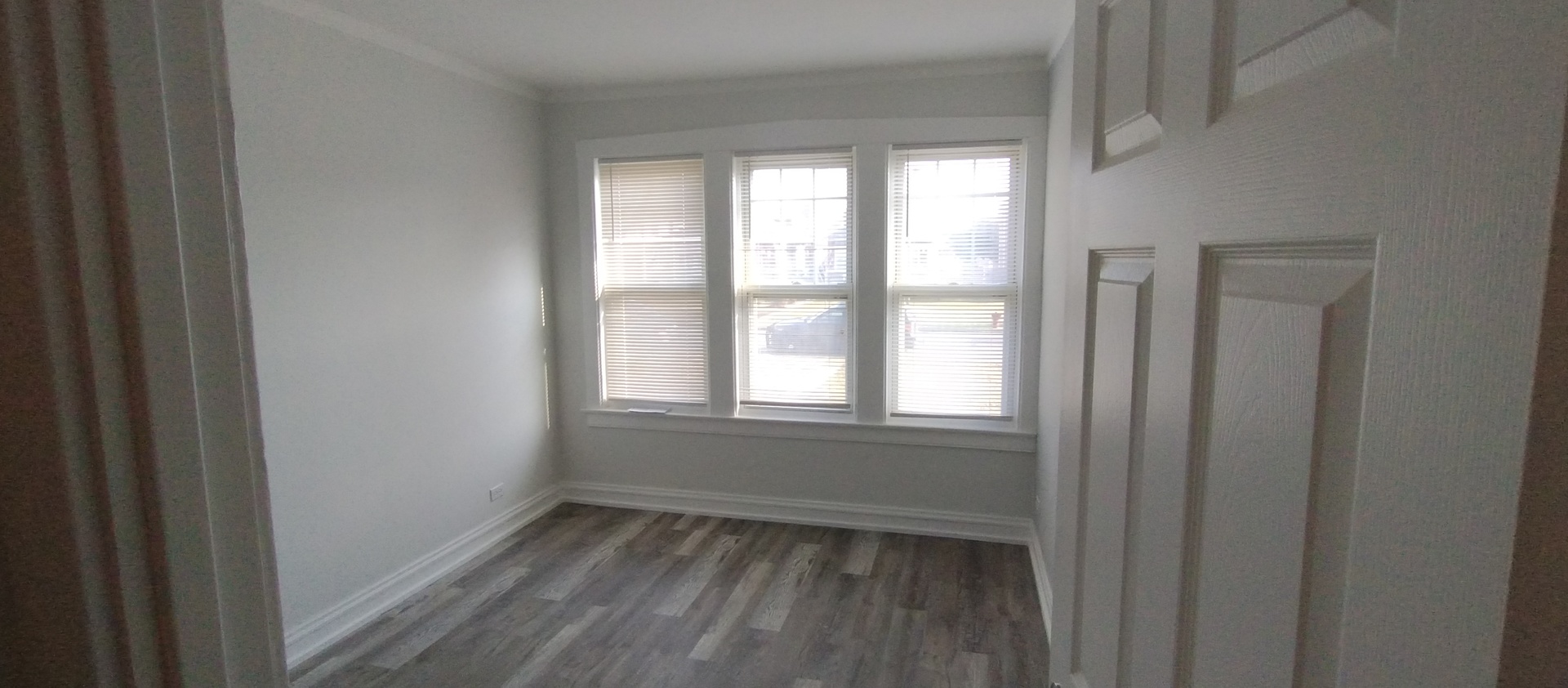 7926 S Michigan Avenue, Chicago, IL 60619