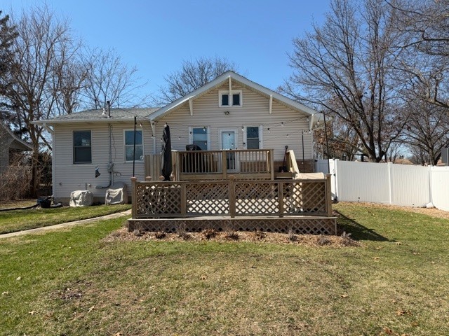 121 N Princeton Avenue, Villa Park, IL 60181