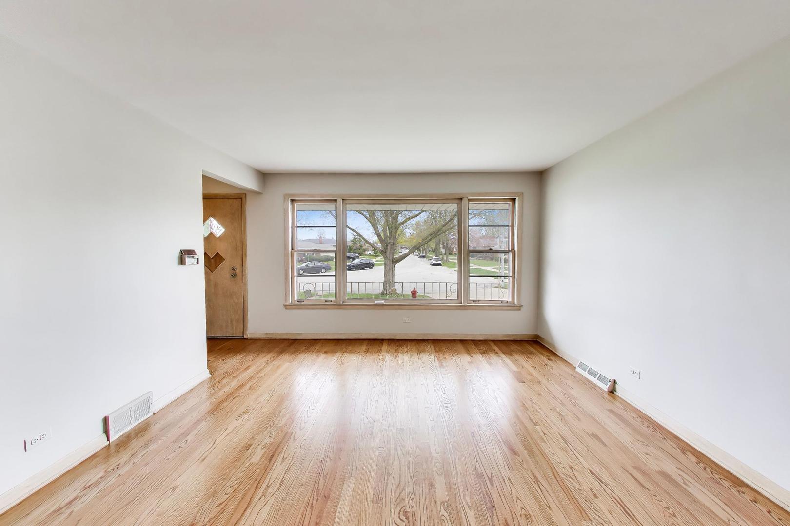 10108 Kilpatrick Avenue, Oak Lawn, IL 60453